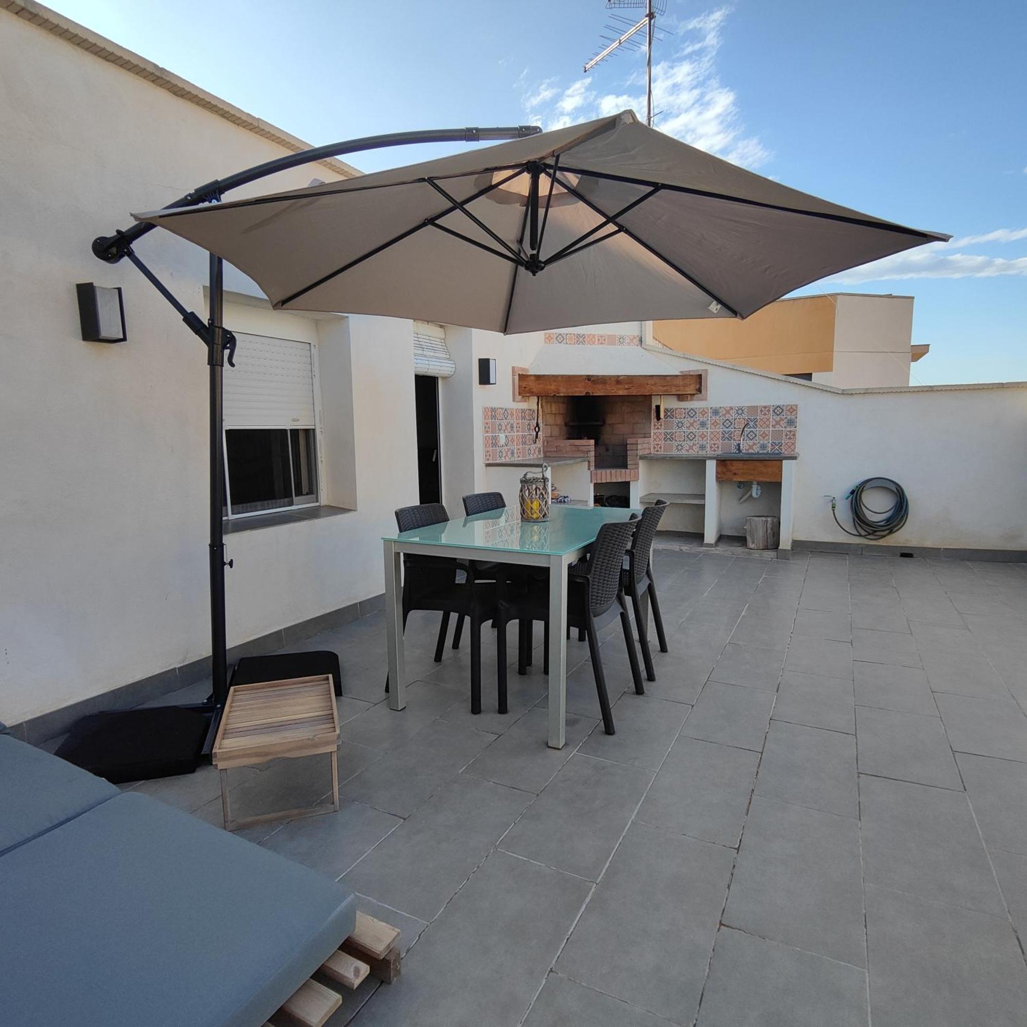 Casa Fotostudi37 Apartment Deltebre Bagian luar foto